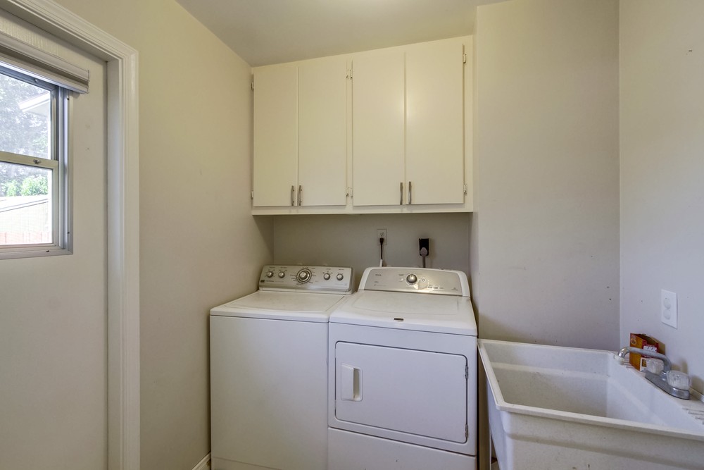 Virtual tour photo 27 of 34 for 5610 Raymar Ave