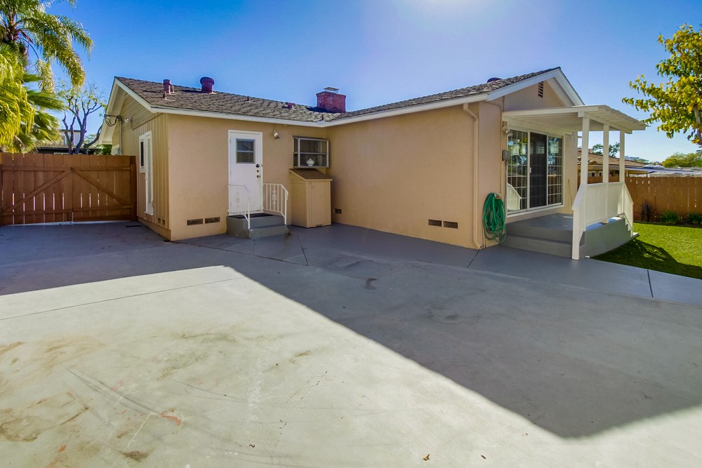 Virtual tour photo 31 of 34 for 5610 Raymar Ave