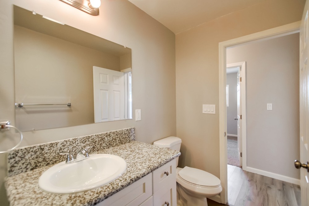 Virtual tour photo 30 of 50 for 5615 Winchester St