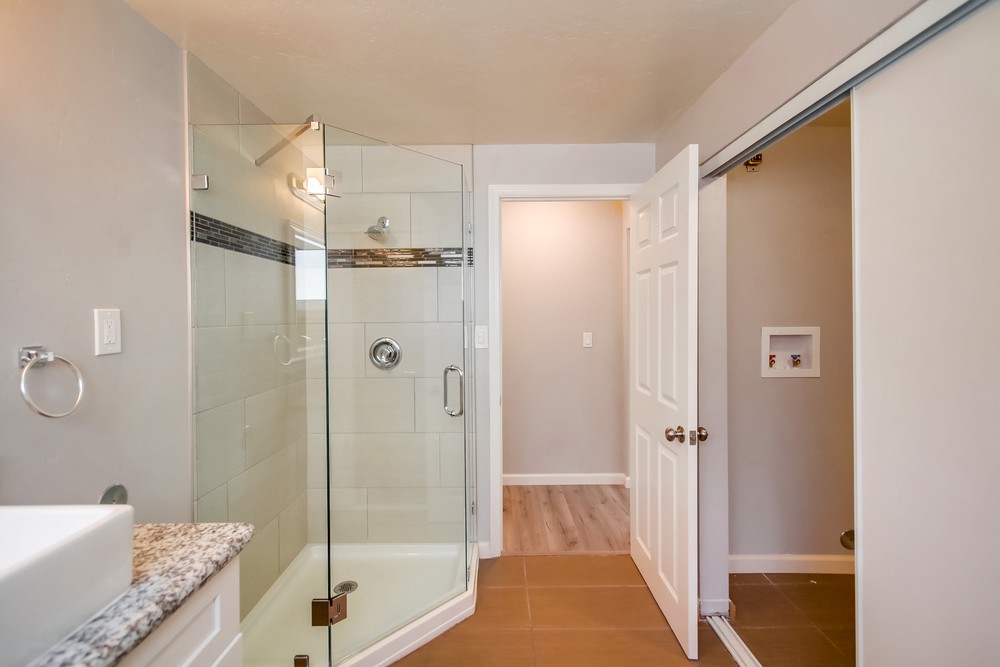 Virtual tour photo 37 of 50 for 5615 Winchester St