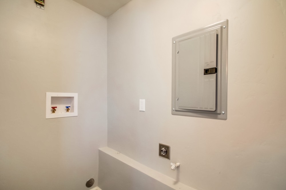 Virtual tour photo 38 of 50 for 5615 Winchester St