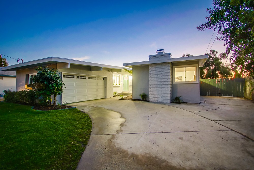 Virtual tour photo 5 of 79 for 5617 Easton Ave