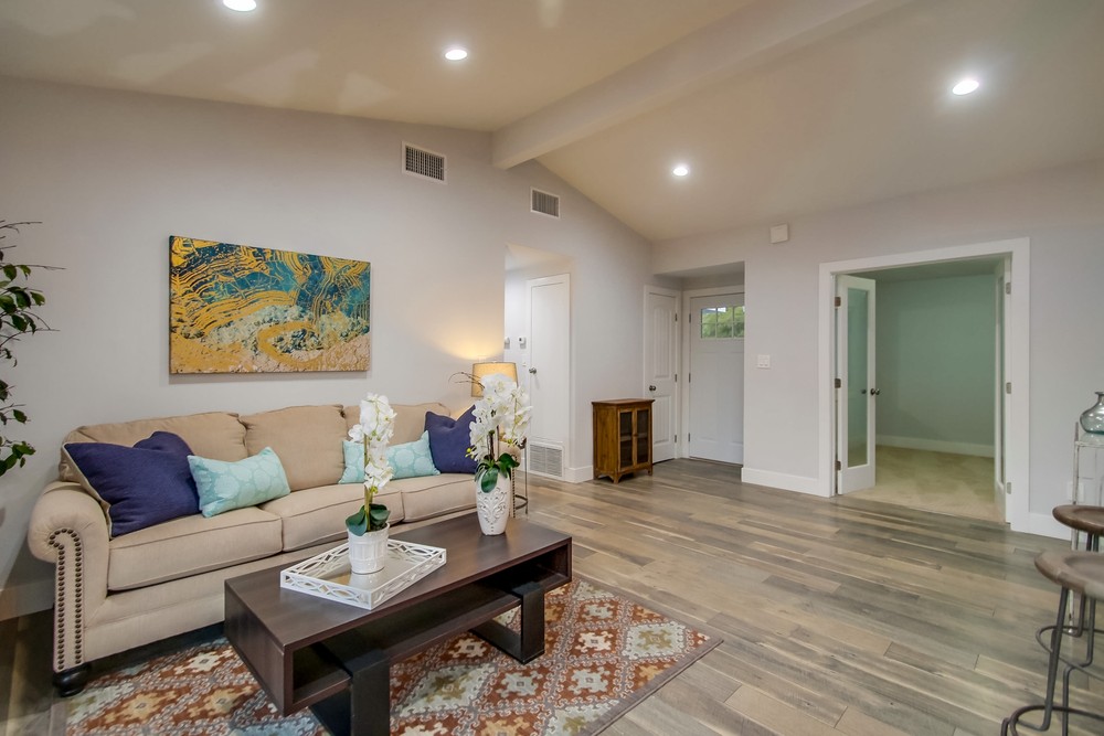 Virtual tour photo 25 of 79 for 5617 Easton Ave