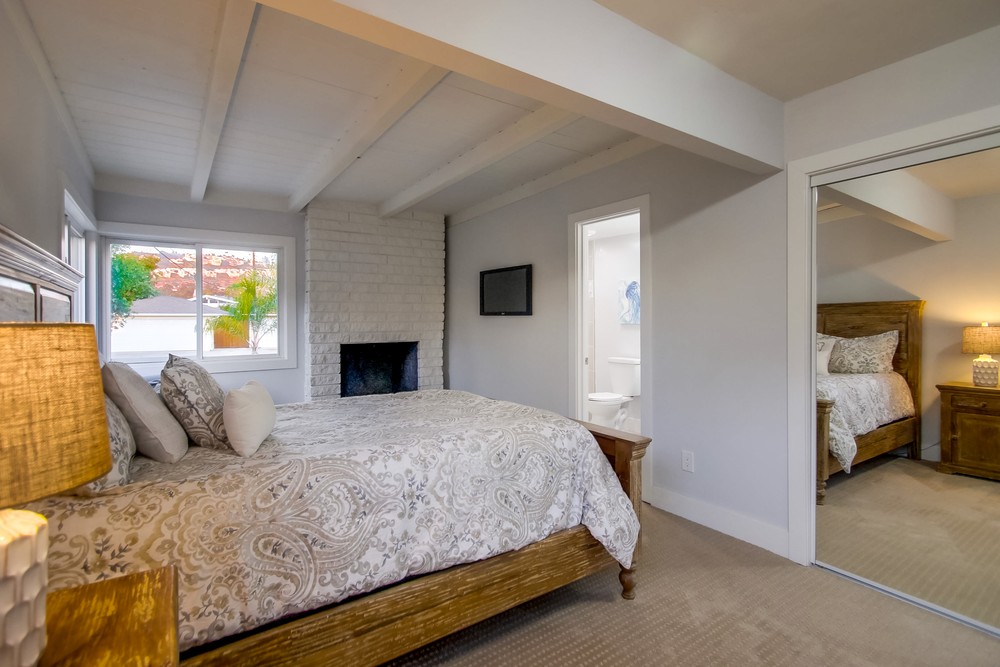 Virtual tour photo 40 of 79 for 5617 Easton Ave