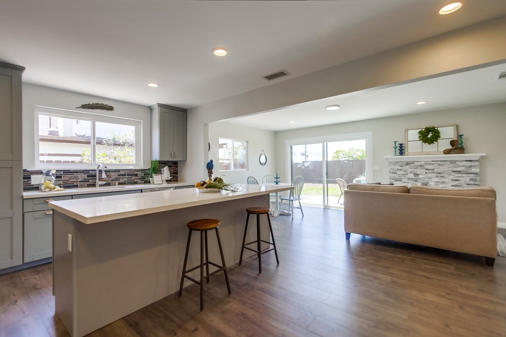 Virtual tour photo 9 of 44 for 562 Maitland Ave