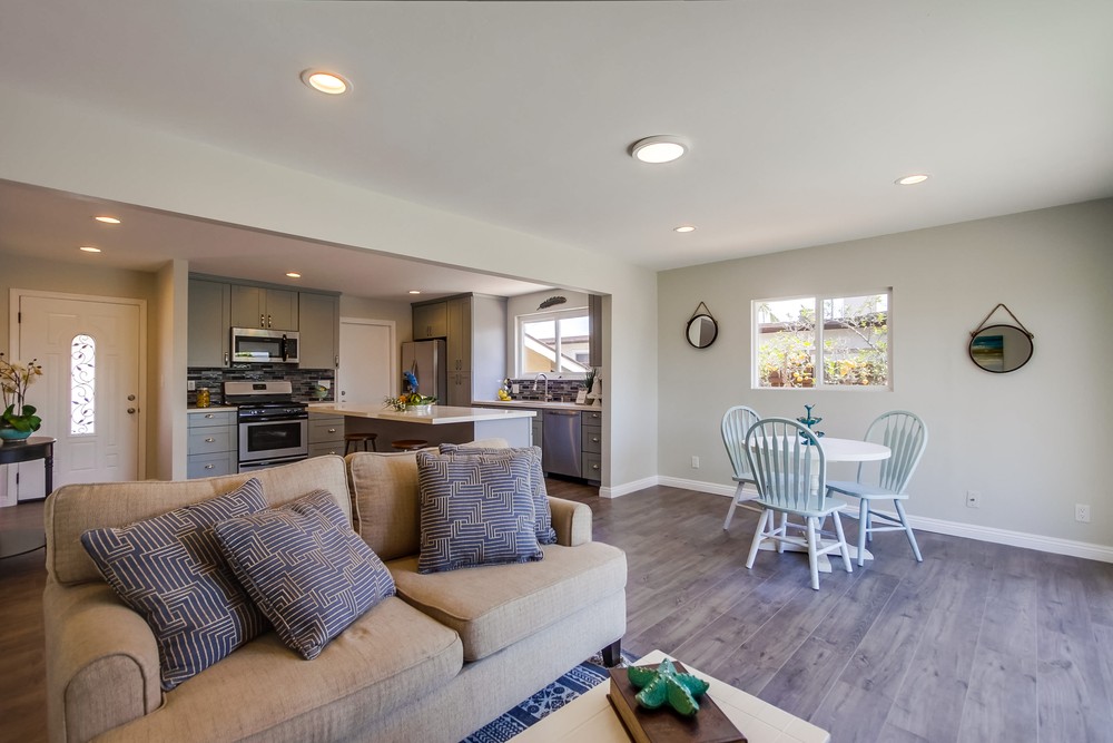 Virtual tour photo 13 of 44 for 562 Maitland Ave