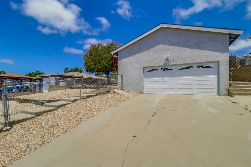 Virtual tour photo 4 of 40 for 5624 Roanoke St