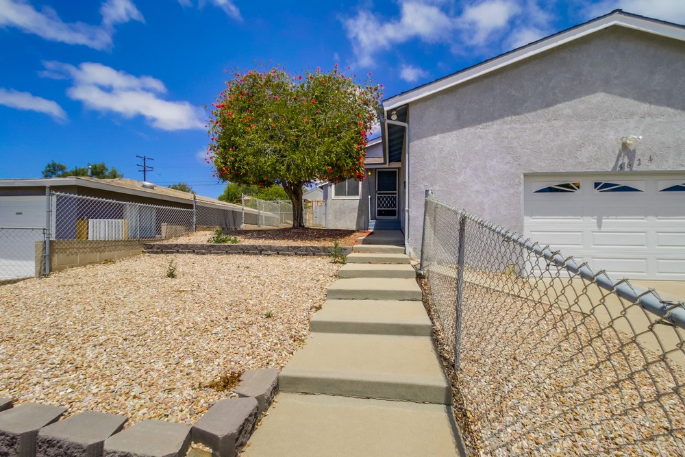 Virtual tour photo 5 of 40 for 5624 Roanoke St