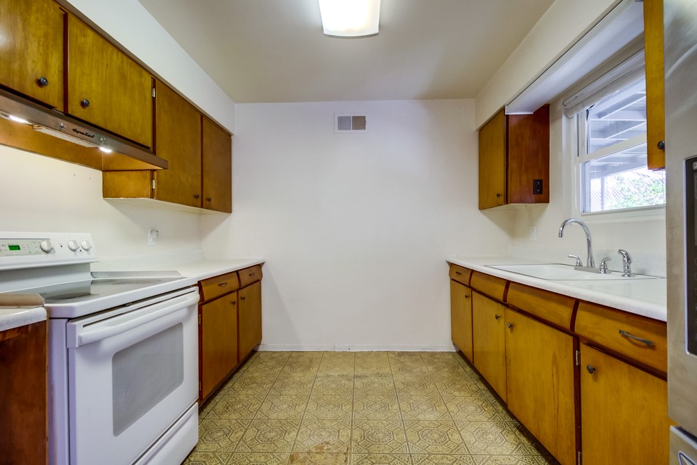 Virtual tour photo 18 of 40 for 5624 Roanoke St