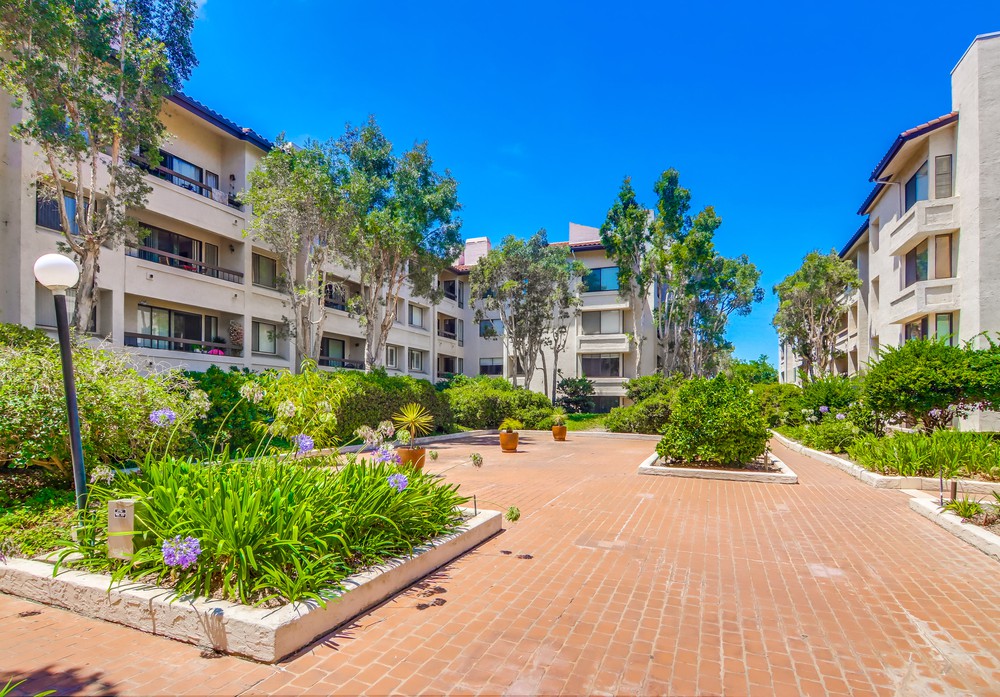 Virtual tour photo 3 of 45 for 5645 Friars Rd