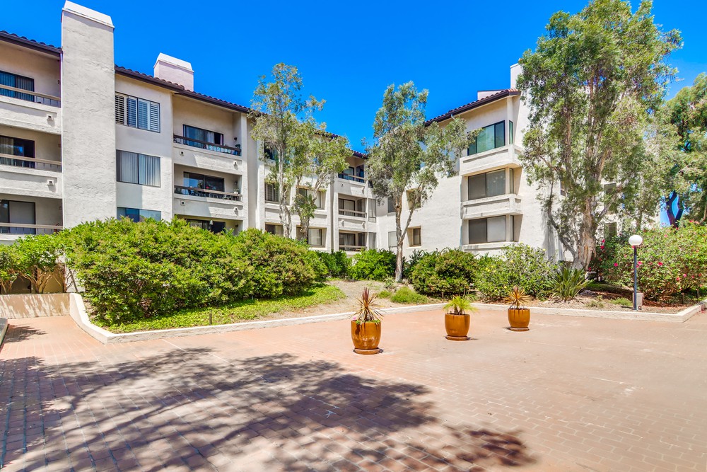 Virtual tour photo 5 of 45 for 5645 Friars Rd