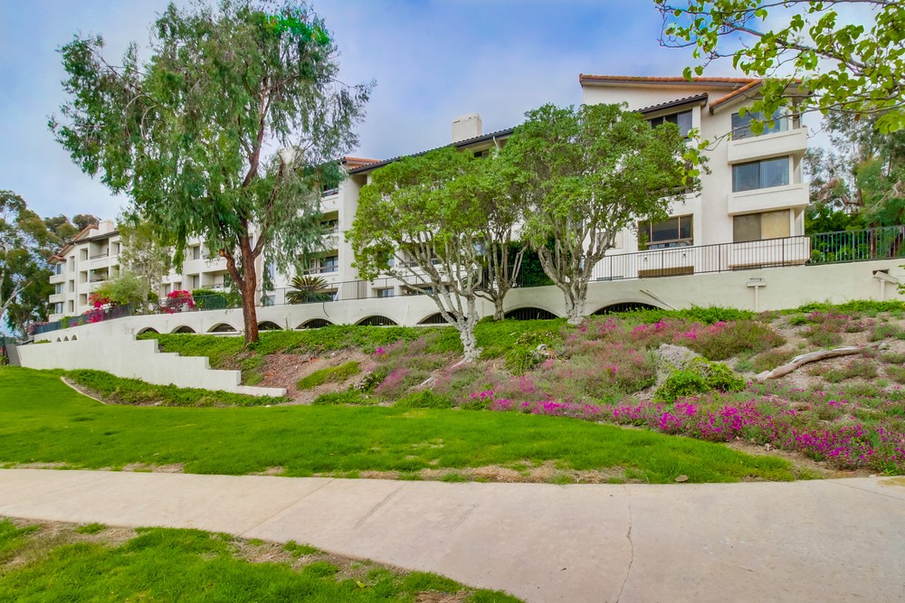 Virtual tour photo 1 of 54 for 5645 Friars Rd #383