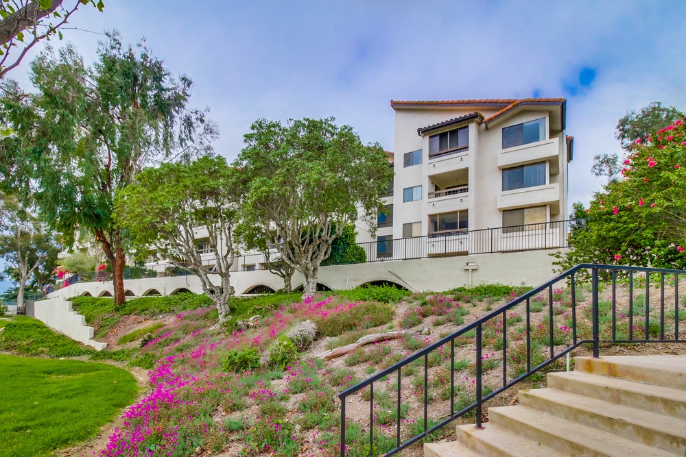 Virtual tour photo 3 of 54 for 5645 Friars Rd #383