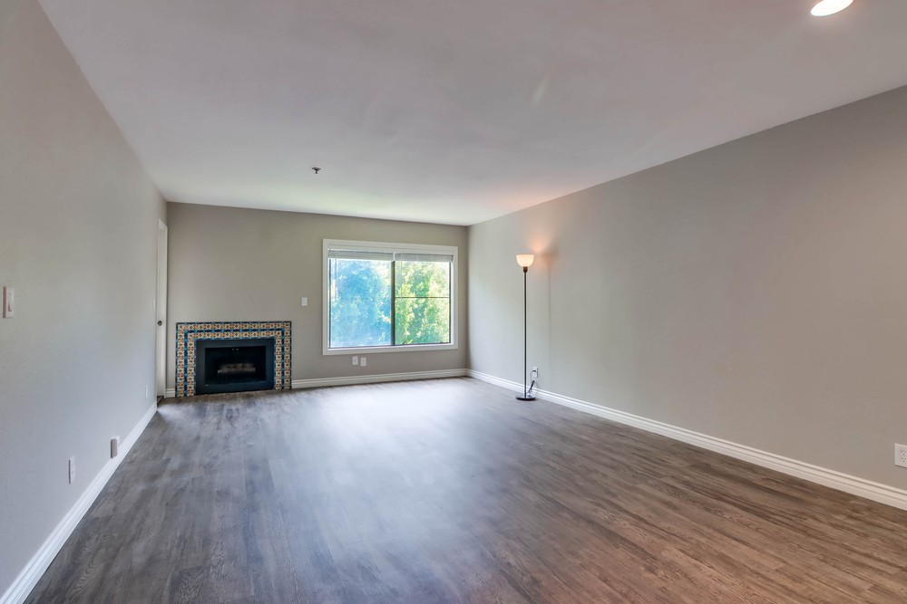 Virtual tour photo 5 of 43 for 5645 Friars Rd