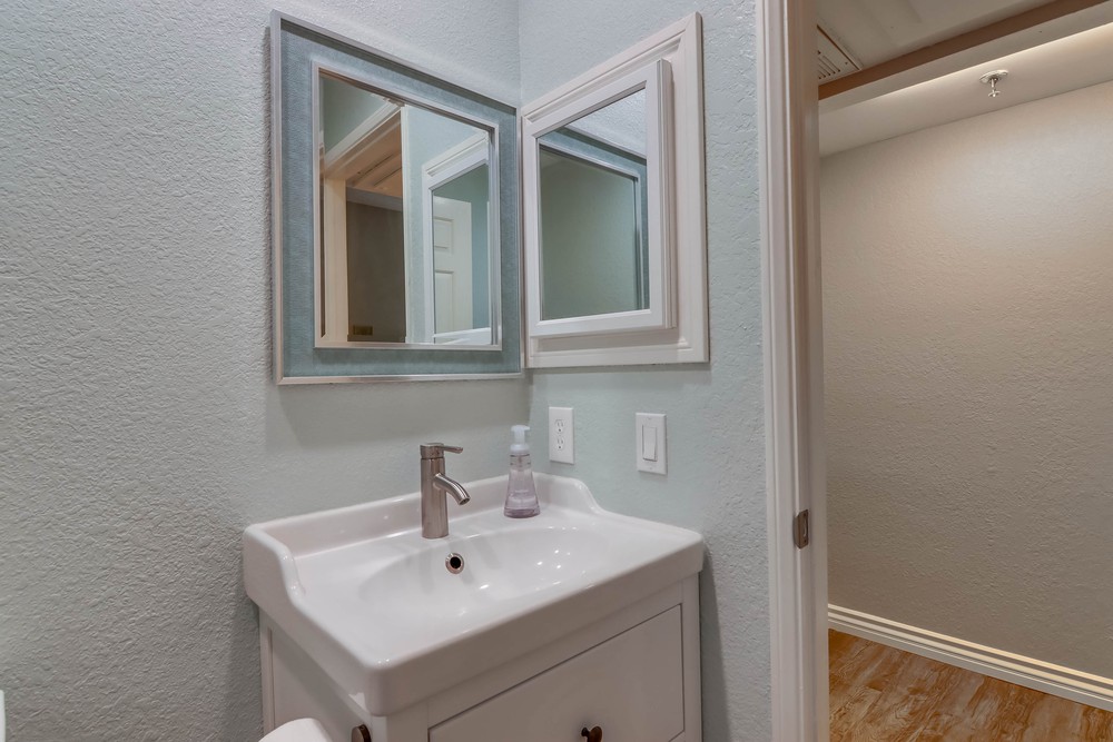 Virtual tour photo 18 of 43 for 5645 Friars Rd