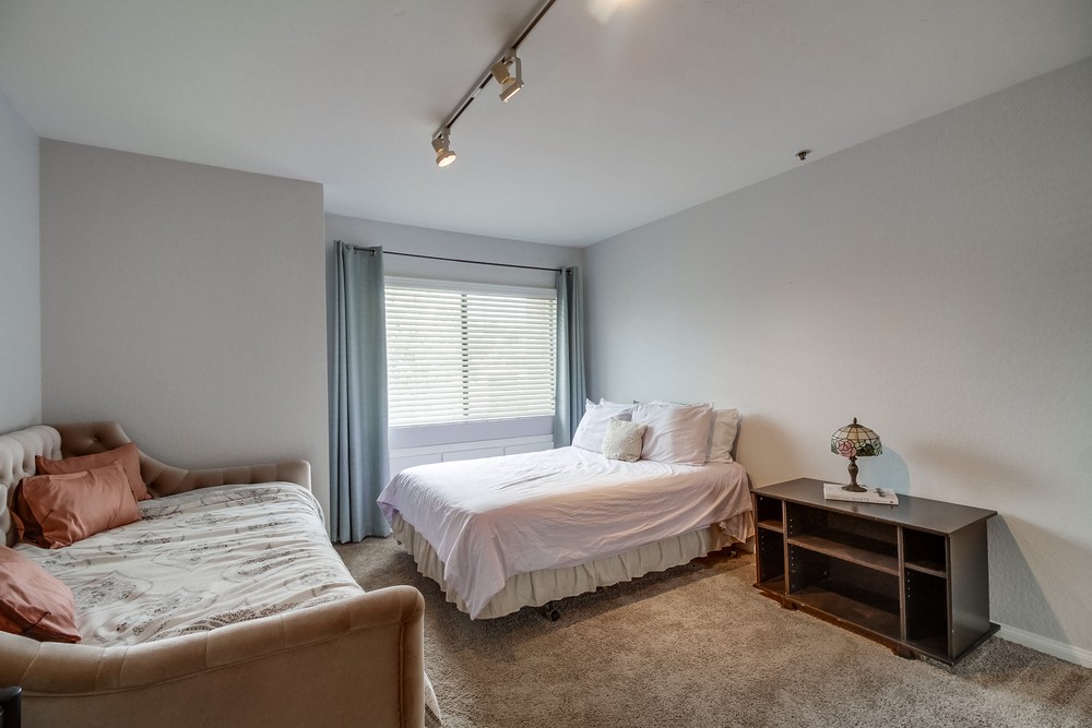 Virtual tour photo 30 of 38 for 5645 Friars Rd