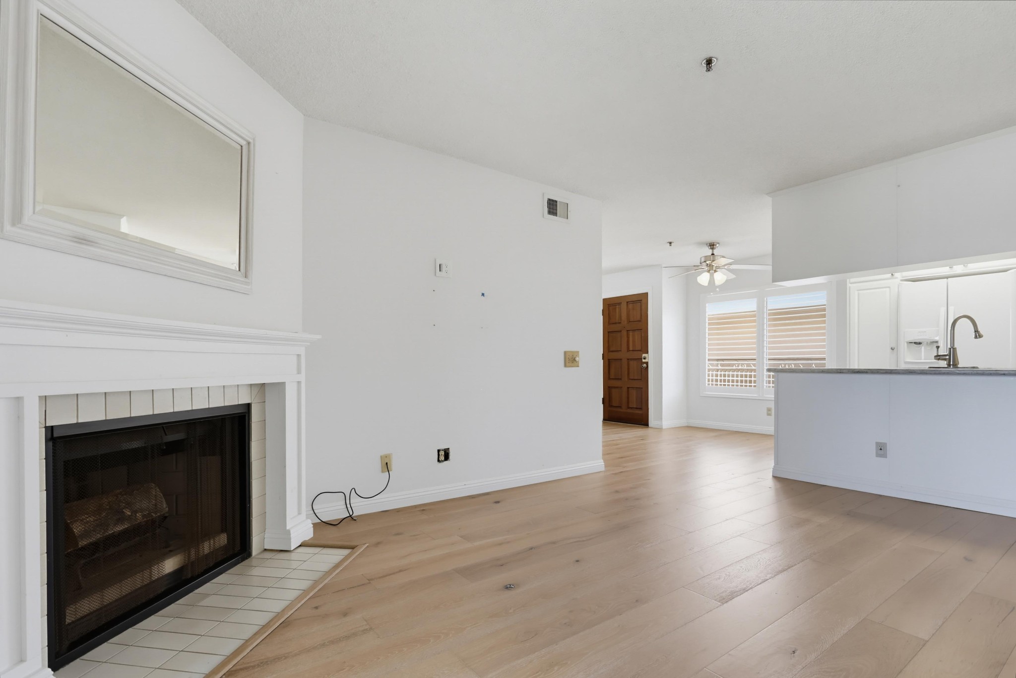 Virtual tour photo 11 of 36 for 5649 Lake Park Way