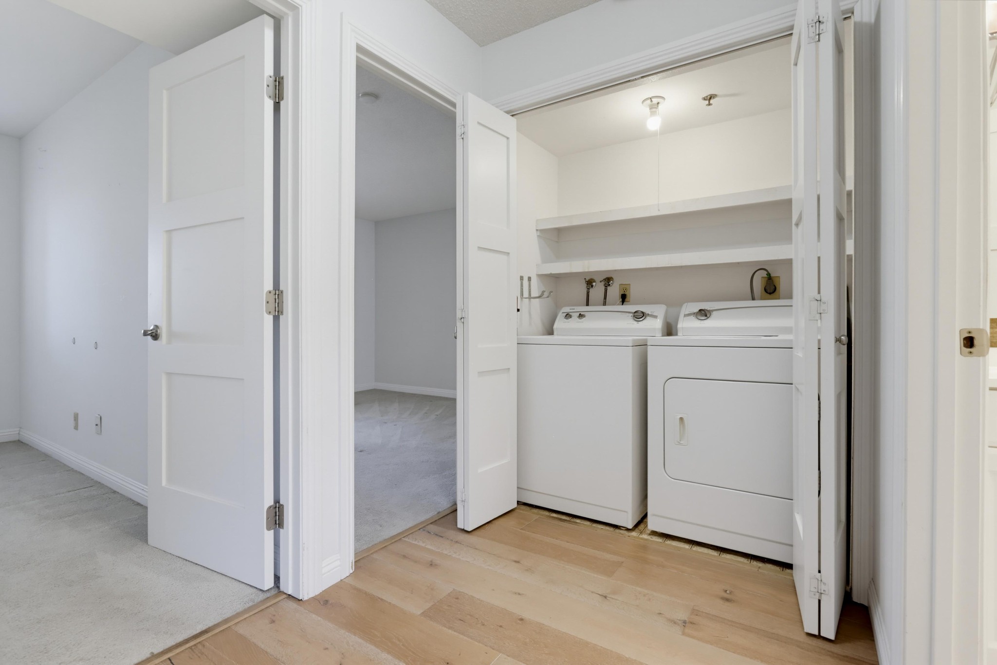 Virtual tour photo 18 of 36 for 5649 Lake Park Way