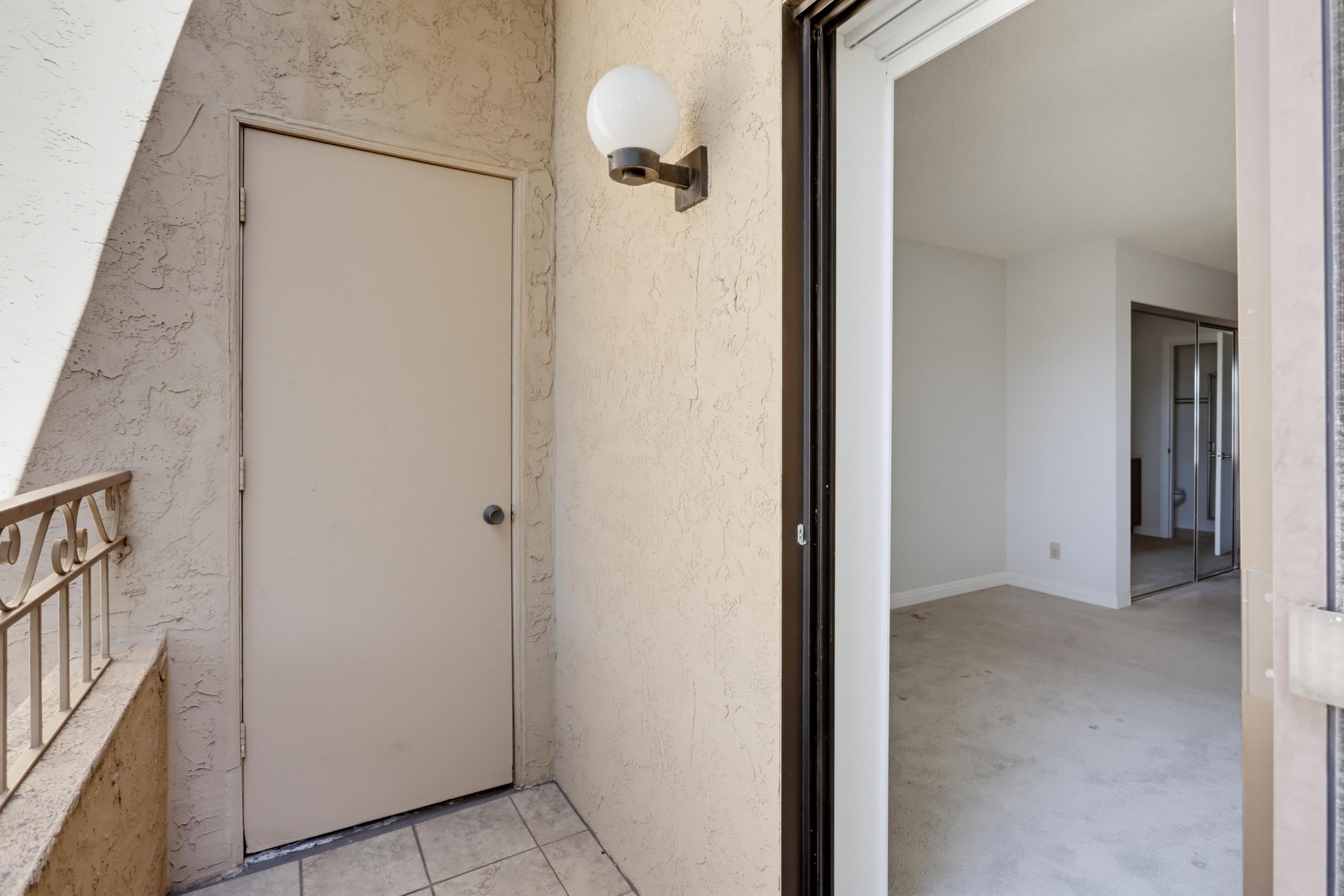 Virtual tour photo 30 of 36 for 5649 Lake Park Way