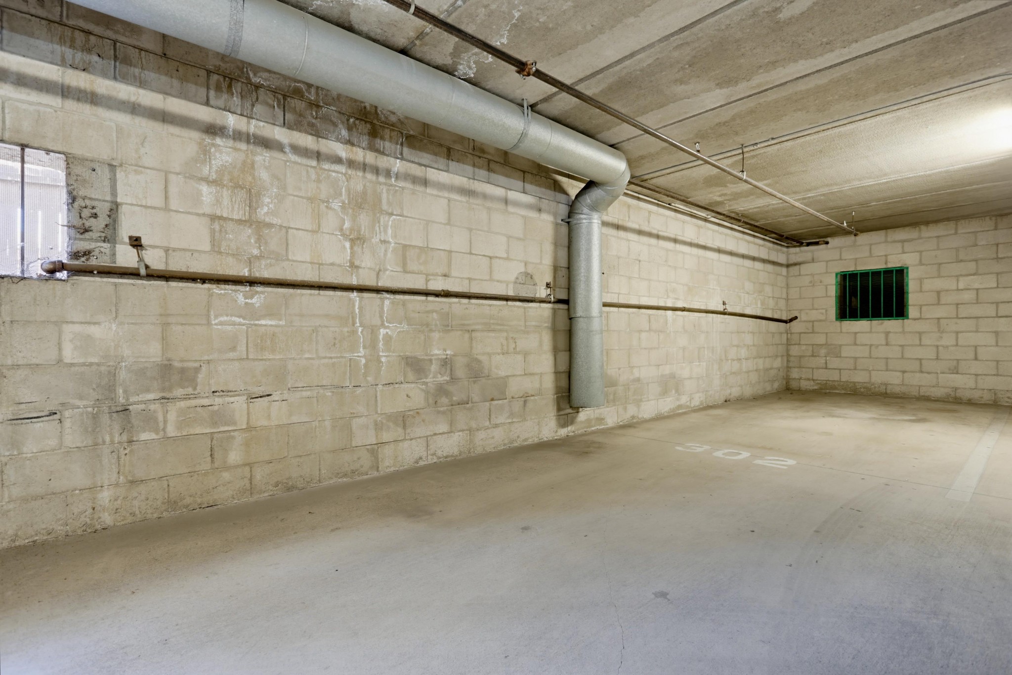 Virtual tour photo 33 of 36 for 5649 Lake Park Way