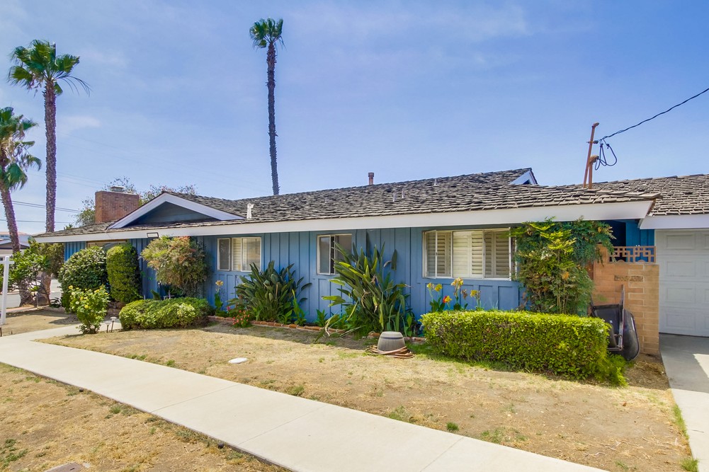 Virtual tour photo 3 of 49 for 5652 Helena Pl
