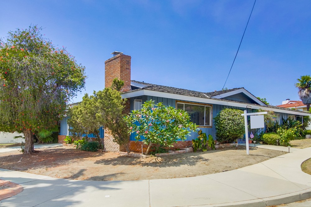 Virtual tour photo 6 of 49 for 5652 Helena Pl