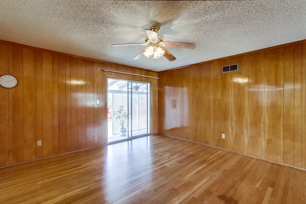Virtual tour photo 14 of 49 for 5652 Helena Pl