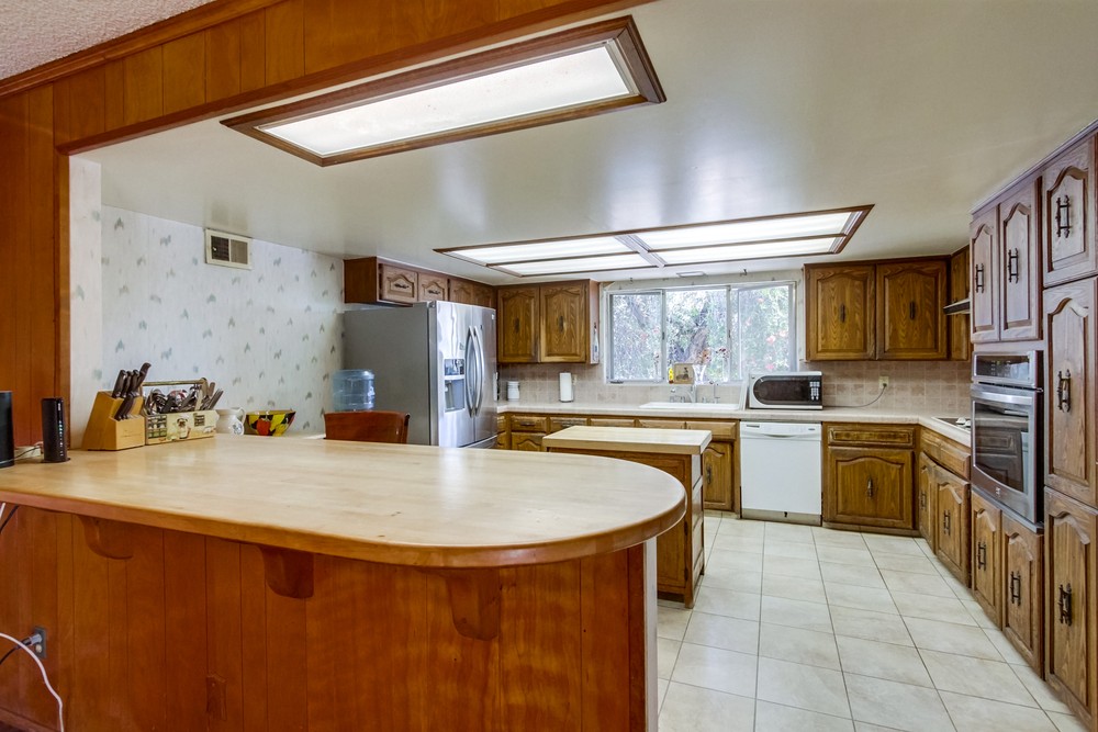 Virtual tour photo 15 of 49 for 5652 Helena Pl