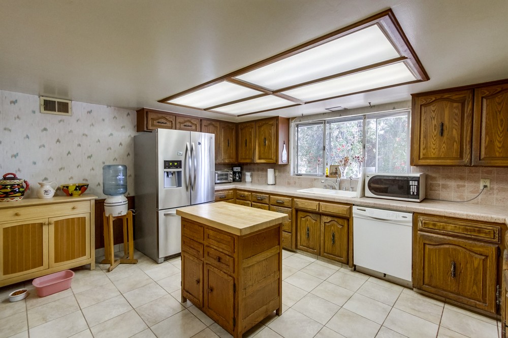 Virtual tour photo 16 of 49 for 5652 Helena Pl
