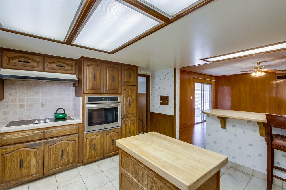 Virtual tour photo 18 of 49 for 5652 Helena Pl