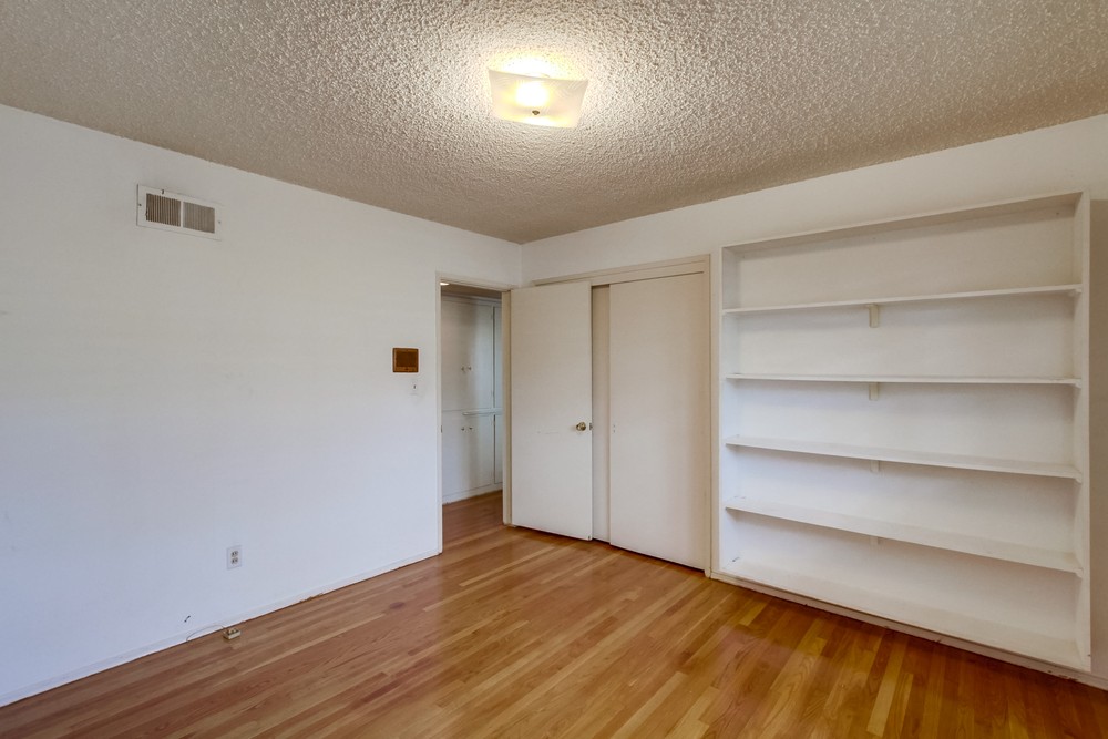 Virtual tour photo 26 of 49 for 5652 Helena Pl