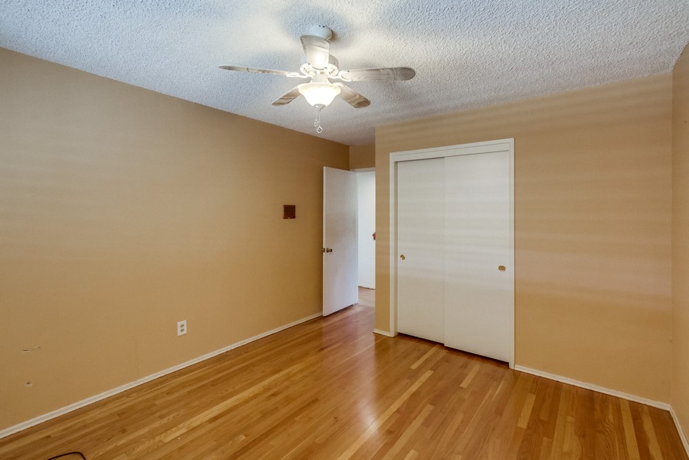 Virtual tour photo 28 of 49 for 5652 Helena Pl