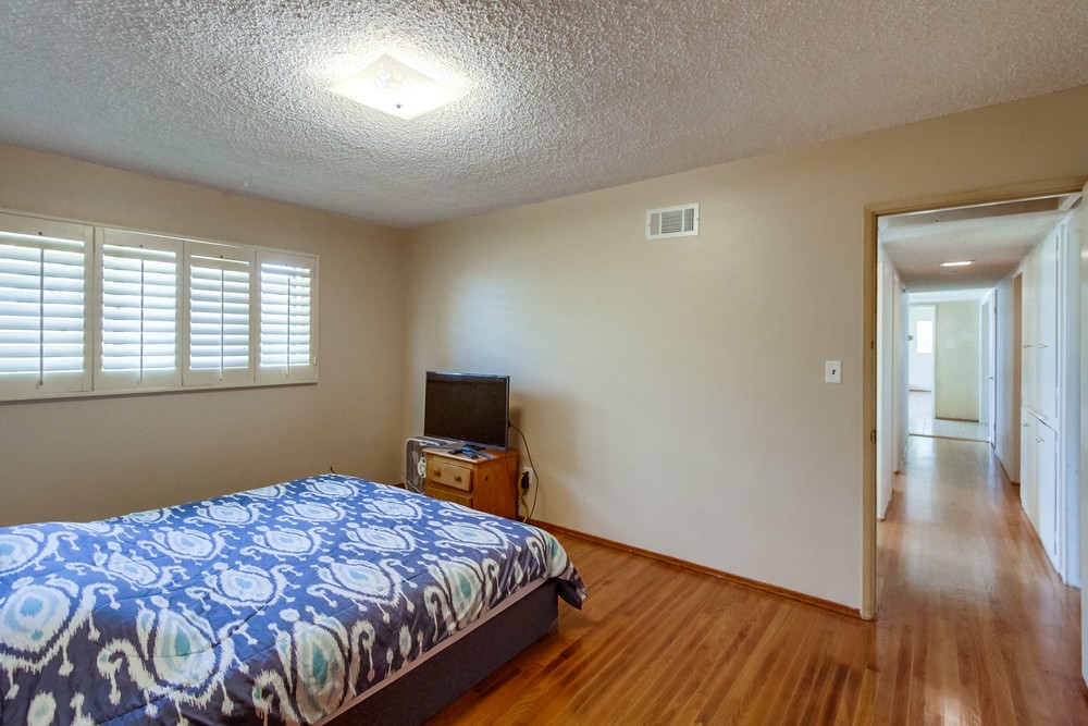 Virtual tour photo 31 of 49 for 5652 Helena Pl