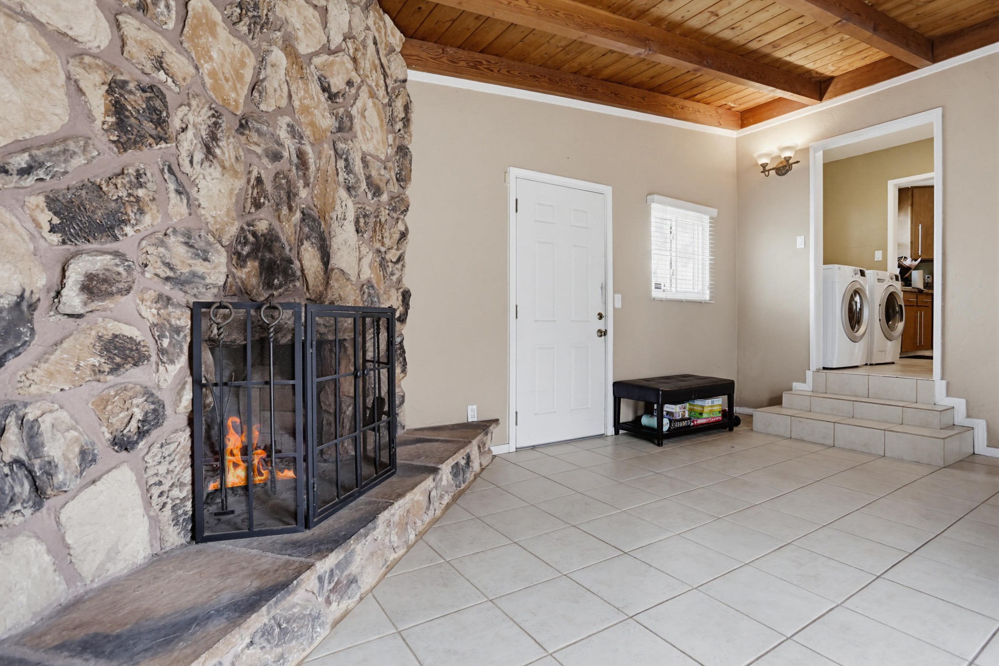 Virtual tour photo 15 of 35 for 5653 Kelton Ct