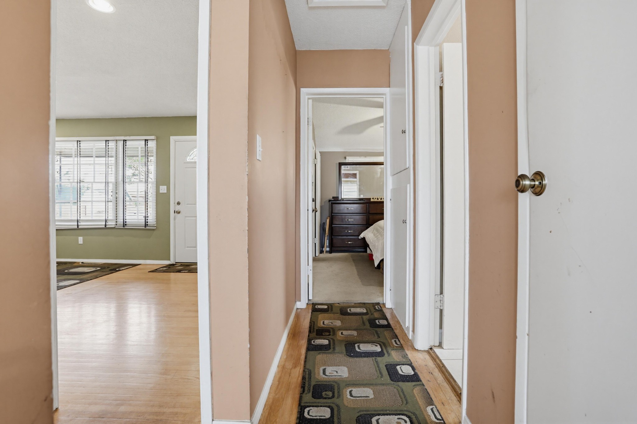 Virtual tour photo 17 of 35 for 5653 Kelton Ct