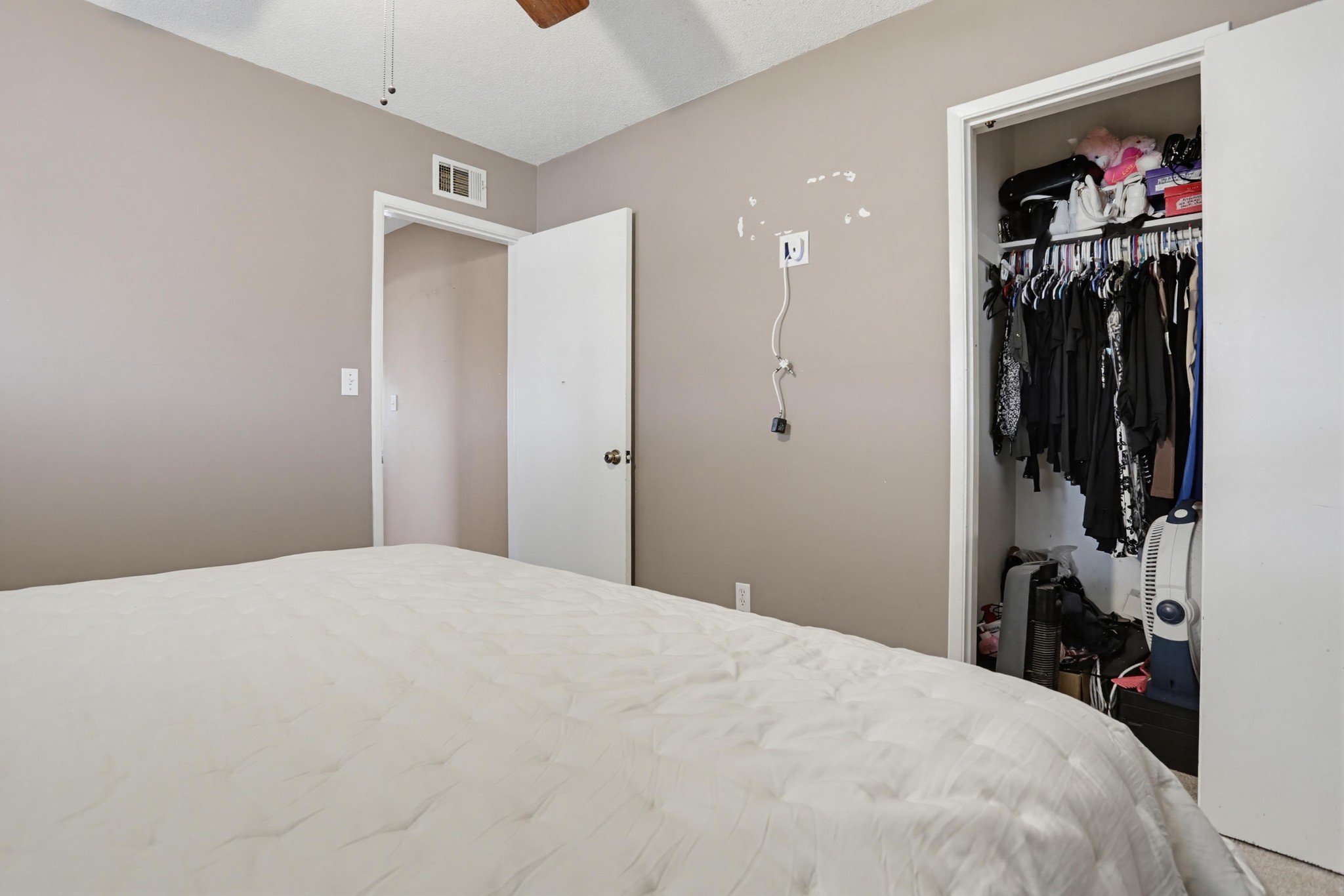 Virtual tour photo 20 of 35 for 5653 Kelton Ct