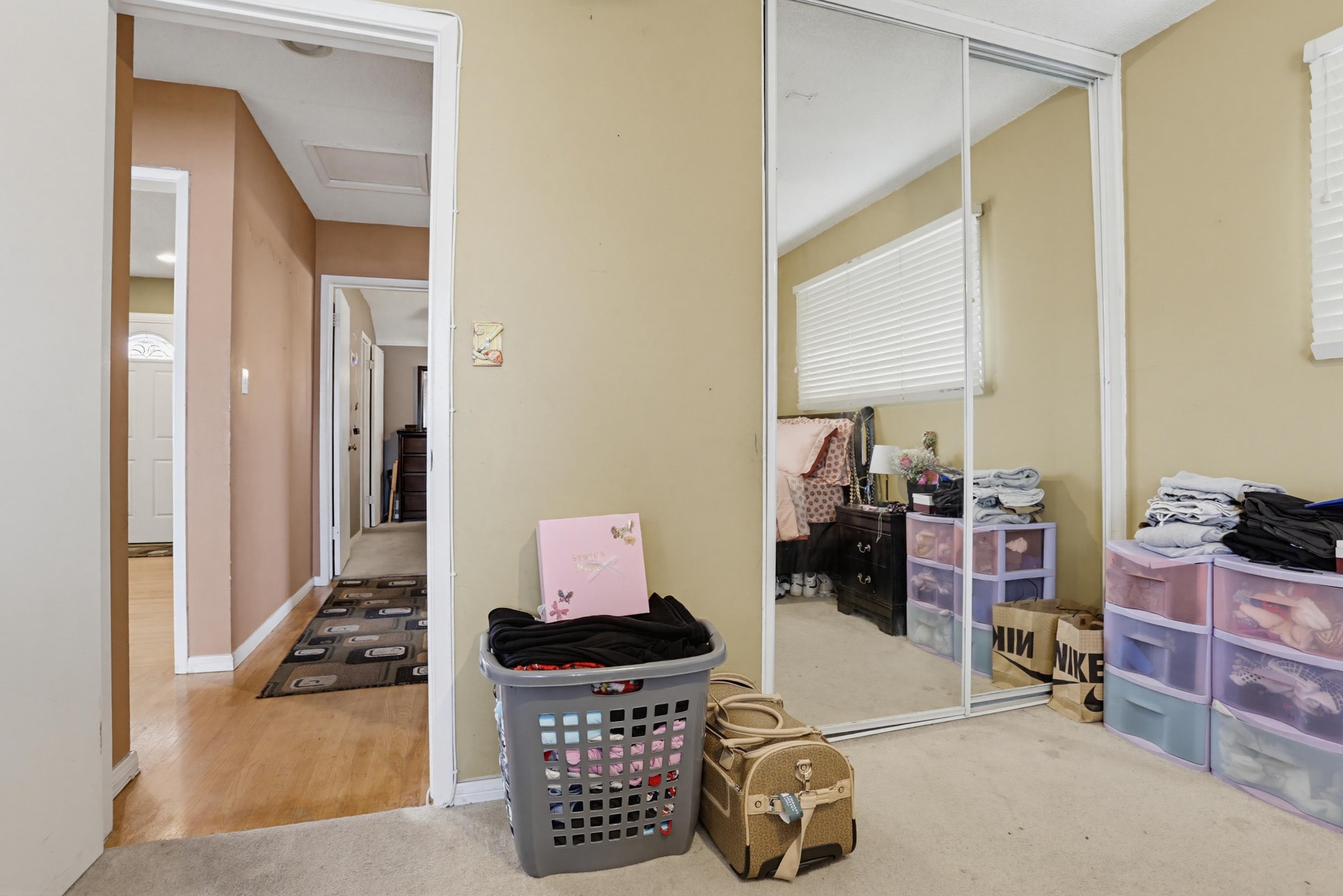 Virtual tour photo 23 of 35 for 5653 Kelton Ct