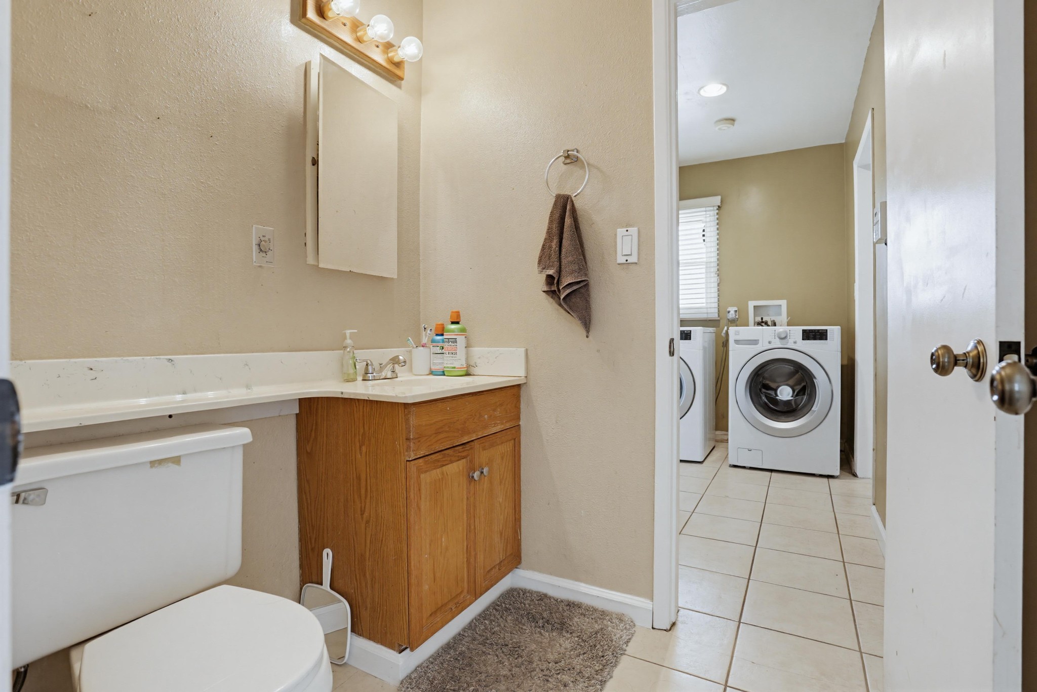 Virtual tour photo 26 of 35 for 5653 Kelton Ct