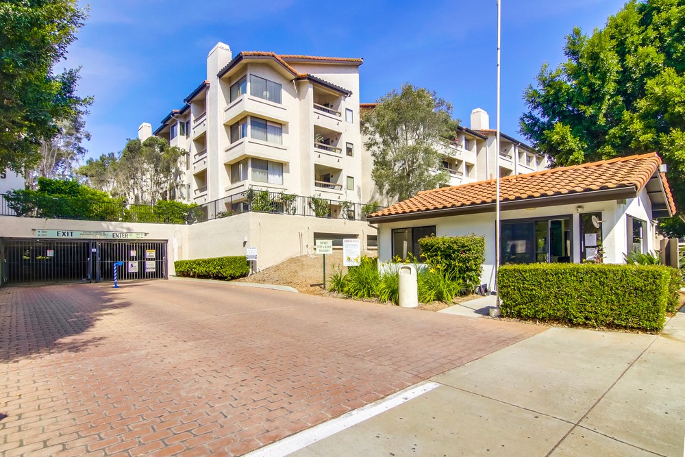 Virtual tour photo 53 of 67 for 5665 Friars Rd #219