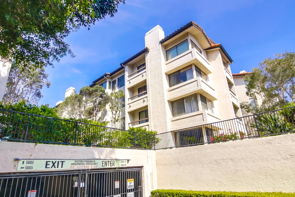 Virtual tour photo 55 of 67 for 5665 Friars Rd #219