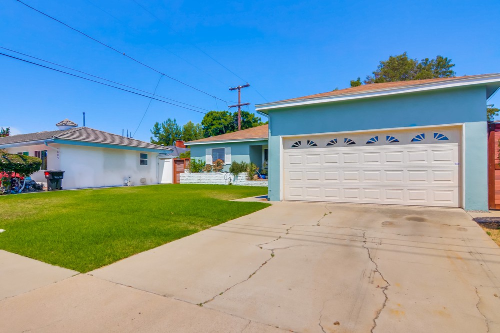 Virtual tour photo 4 of 47 for 5679 Dorothy Way