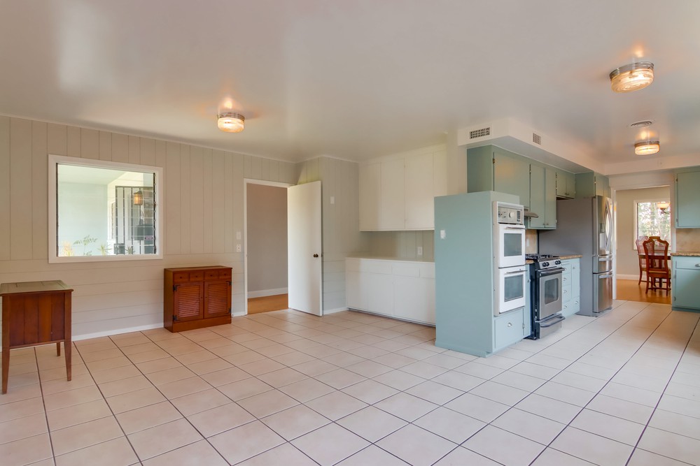 Virtual tour photo 17 of 47 for 5679 Dorothy Way