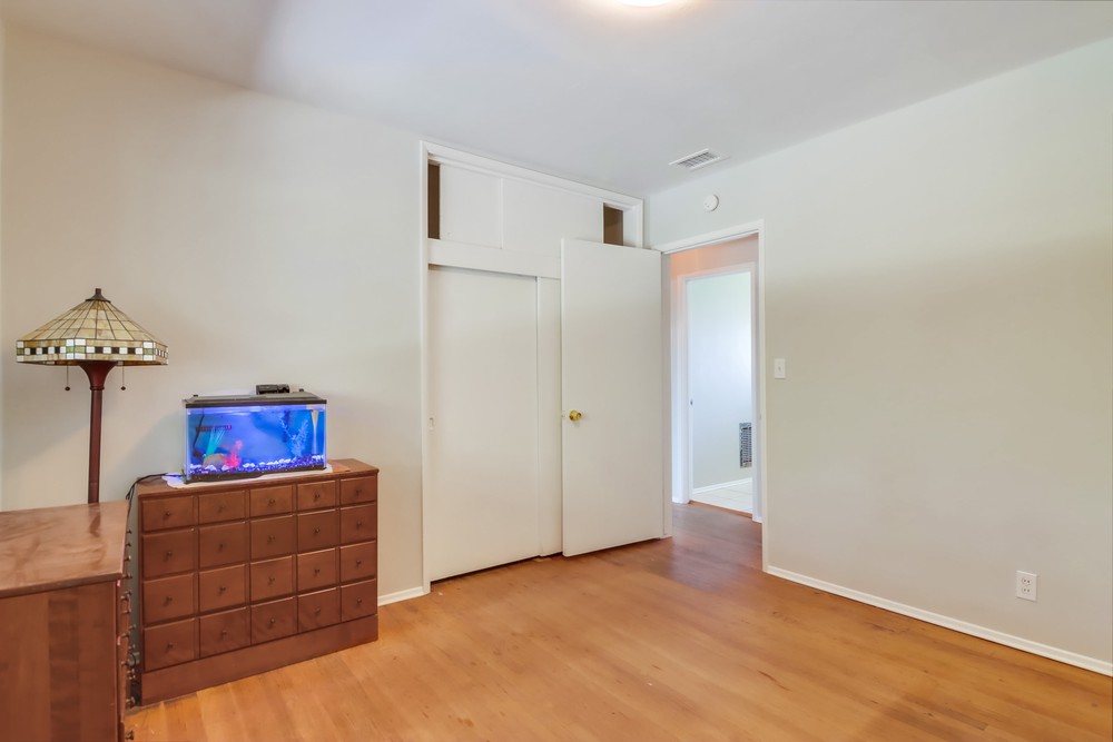 Virtual tour photo 36 of 47 for 5679 Dorothy Way