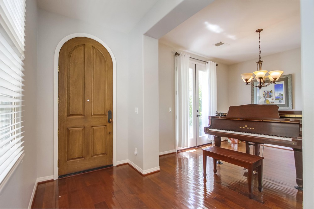 Virtual tour photo 10 of 58 for 5681 Cullen Crest Trail