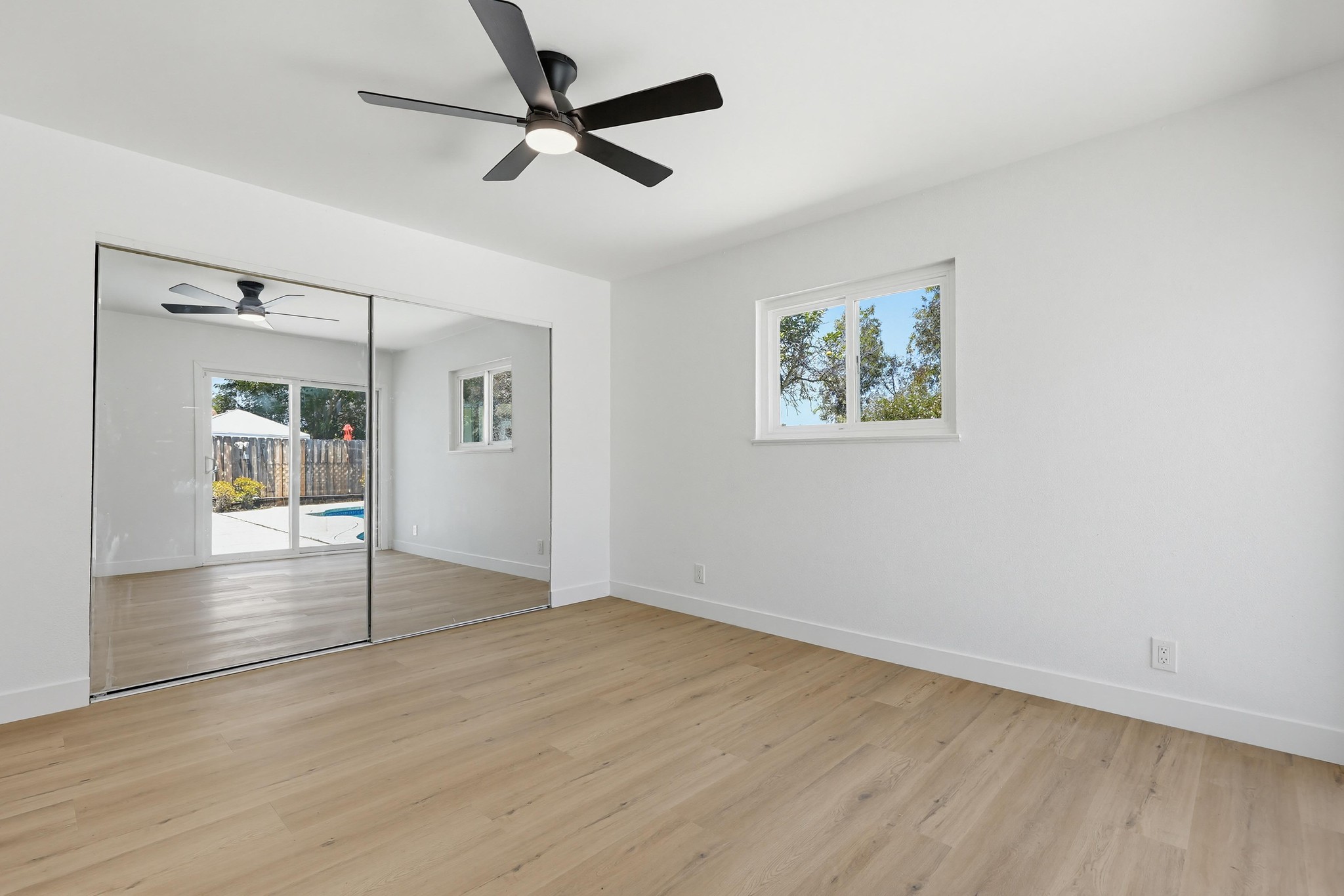 Virtual tour photo 32 of 52 for 569 Gold Dr