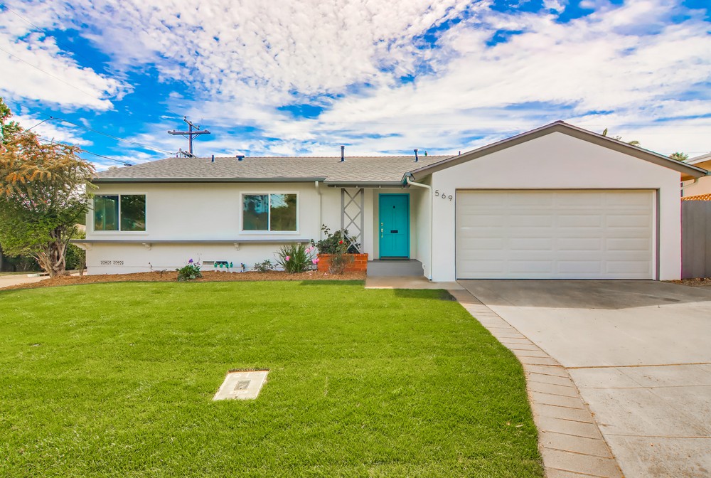 Virtual tour photo 6 of 55 for 569 Savoy St
