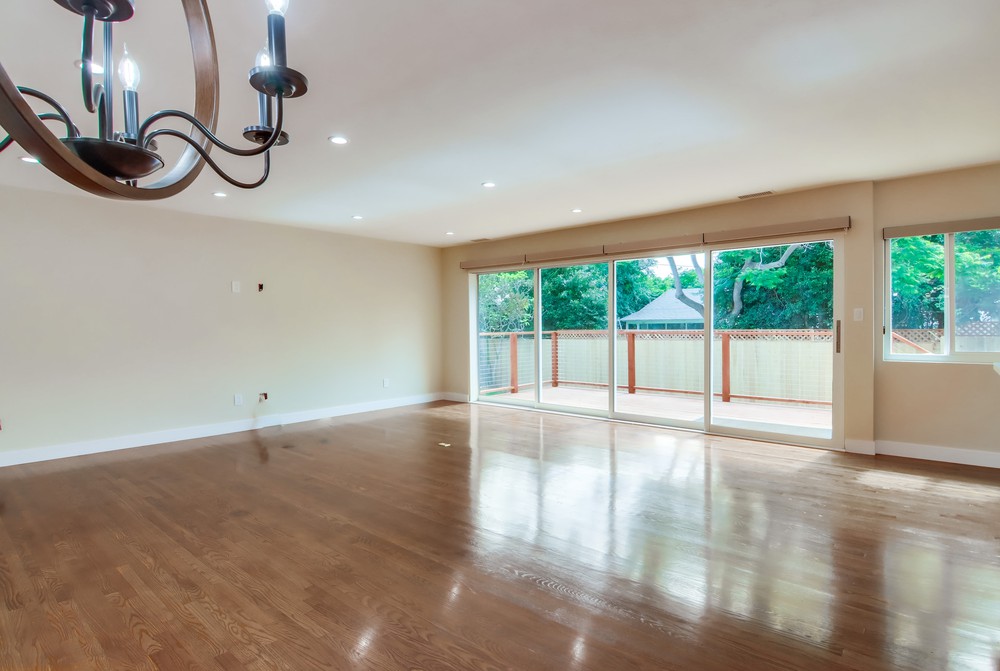 Virtual tour photo 10 of 55 for 569 Savoy St