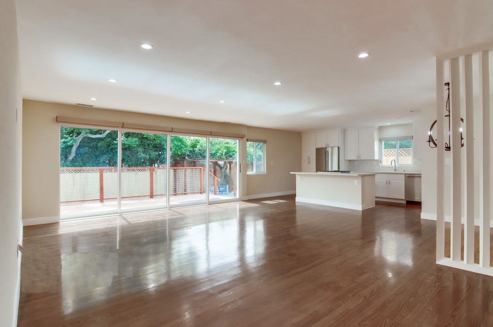Virtual tour photo 11 of 55 for 569 Savoy St