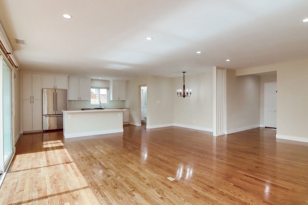 Virtual tour photo 13 of 55 for 569 Savoy St