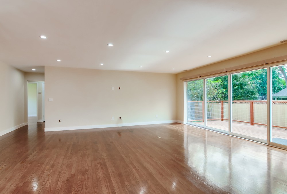 Virtual tour photo 15 of 55 for 569 Savoy St